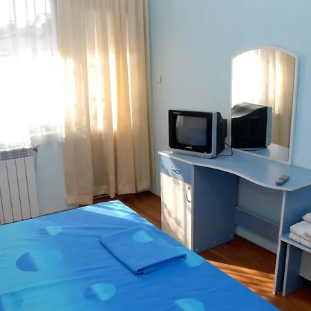 Perina Guest house *